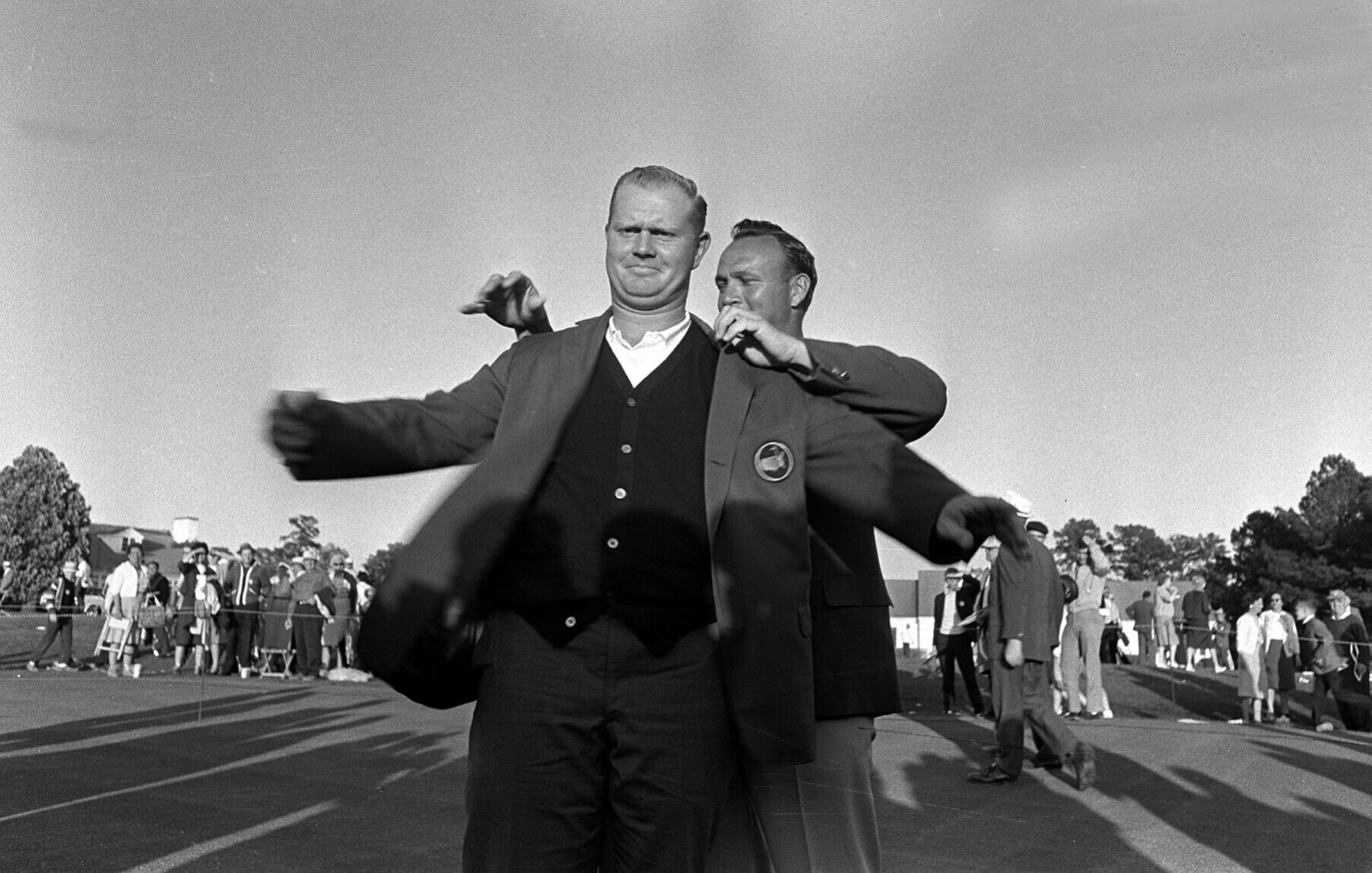 1963: Jack Nicklaus, 23, becomes youngest golfer to win Masters